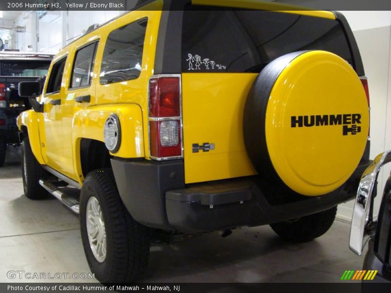 Yellow / Ebony Black 2006 Hummer H3