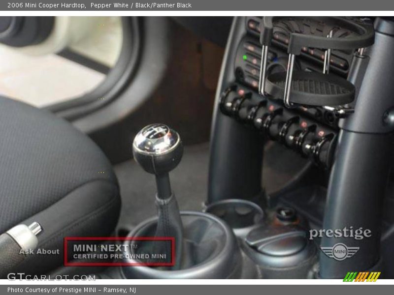 Pepper White / Black/Panther Black 2006 Mini Cooper Hardtop
