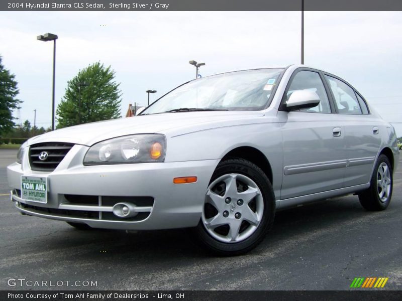 Sterling Silver / Gray 2004 Hyundai Elantra GLS Sedan