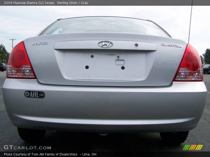Sterling Silver / Gray 2004 Hyundai Elantra GLS Sedan