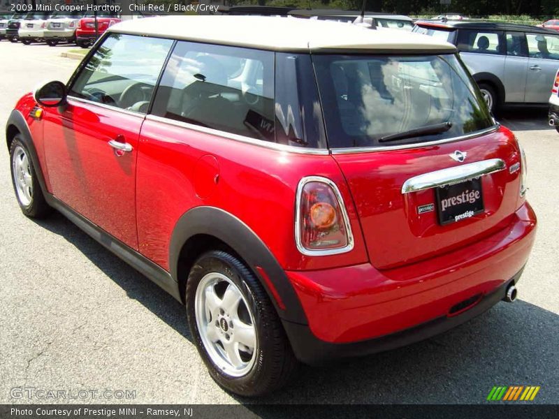 Chili Red / Black/Grey 2009 Mini Cooper Hardtop