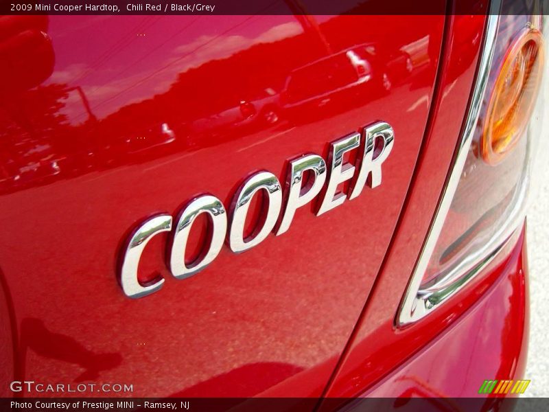 Chili Red / Black/Grey 2009 Mini Cooper Hardtop