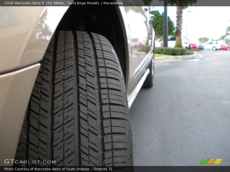 Sand Beige Metallic / Macadamia 2008 Mercedes-Benz R 350 4Matic