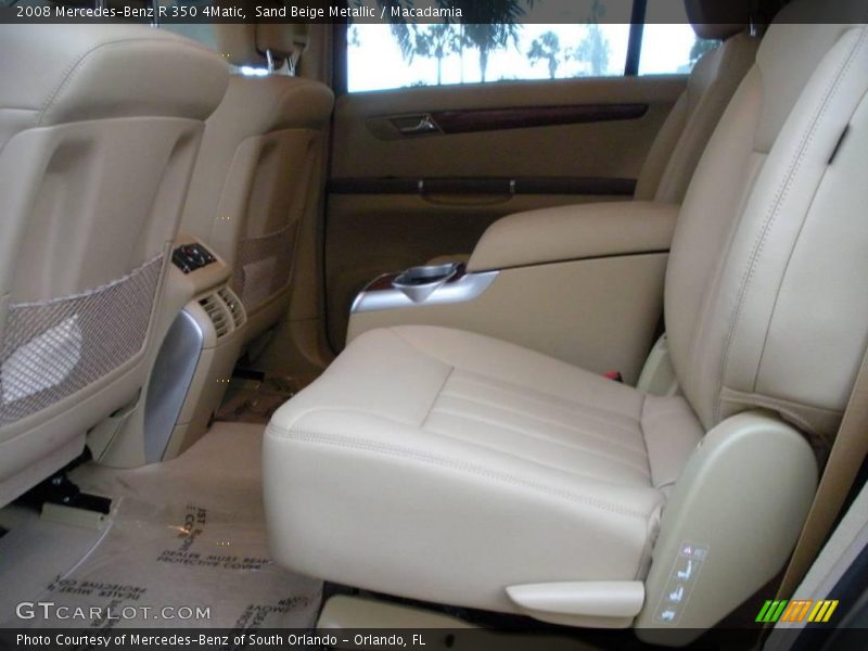 Sand Beige Metallic / Macadamia 2008 Mercedes-Benz R 350 4Matic