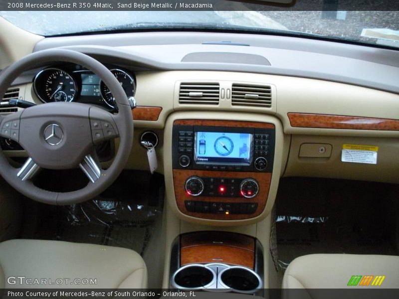 Sand Beige Metallic / Macadamia 2008 Mercedes-Benz R 350 4Matic