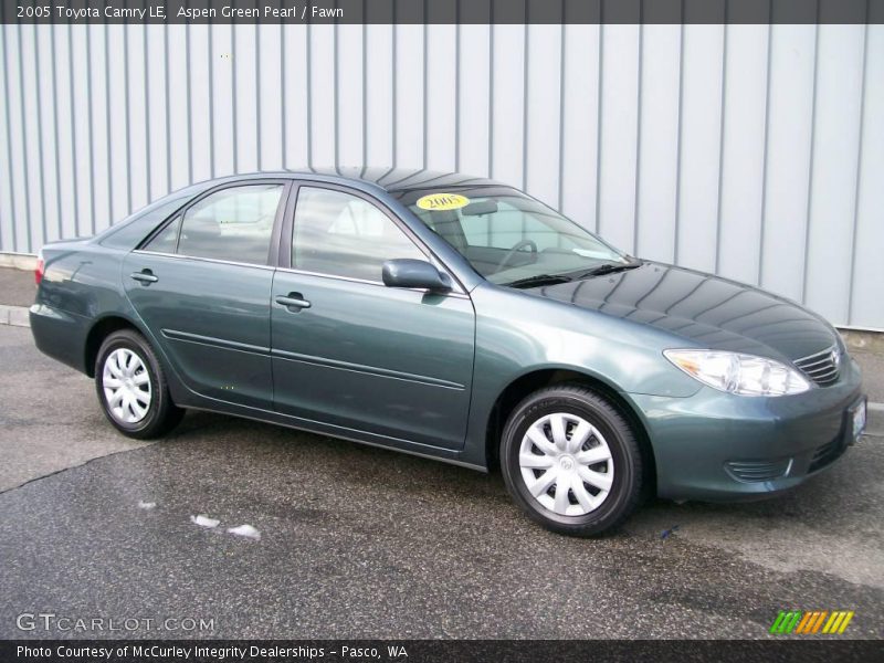 Aspen Green Pearl / Fawn 2005 Toyota Camry LE