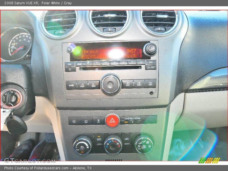 Polar White / Gray 2008 Saturn VUE XR
