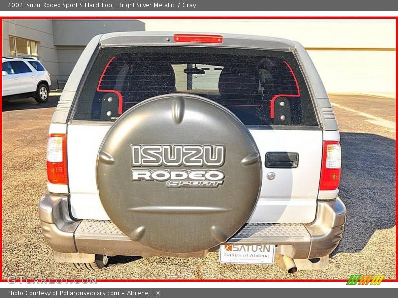 Bright Silver Metallic / Gray 2002 Isuzu Rodeo Sport S Hard Top