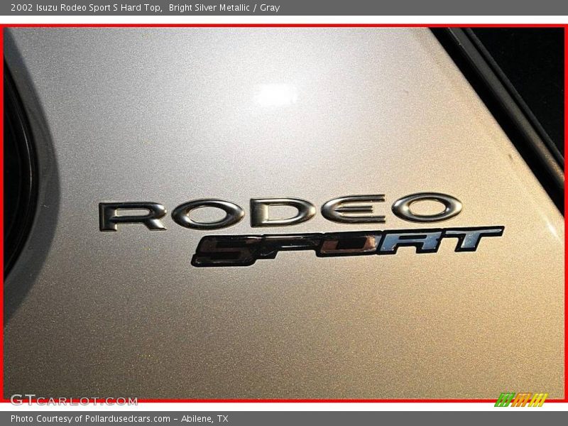 Bright Silver Metallic / Gray 2002 Isuzu Rodeo Sport S Hard Top