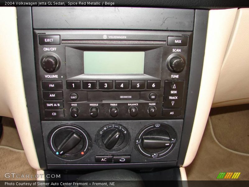 Spice Red Metallic / Beige 2004 Volkswagen Jetta GL Sedan