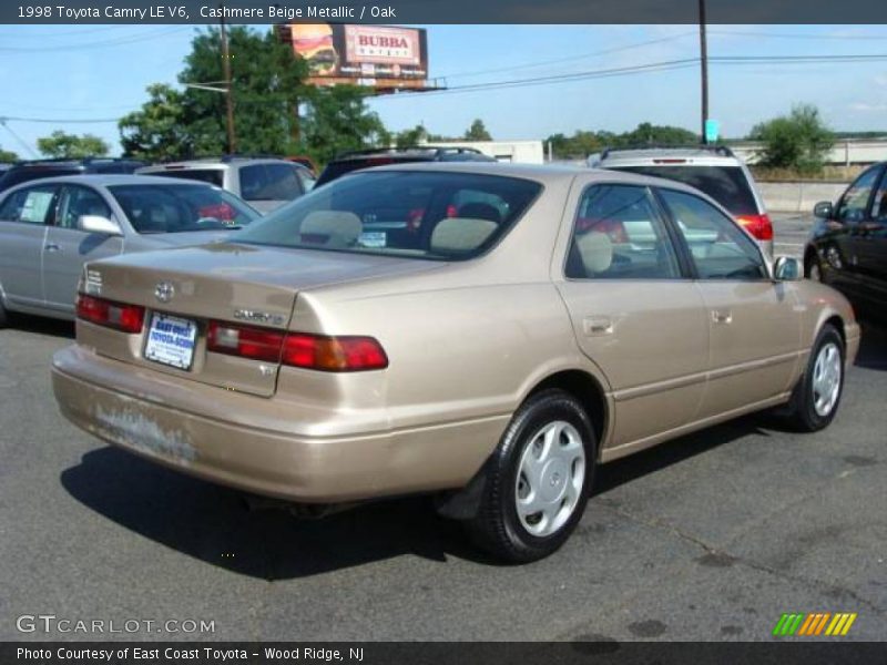 Cashmere Beige Metallic / Oak 1998 Toyota Camry LE V6