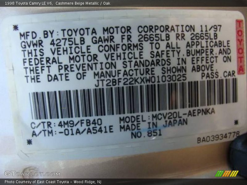 Cashmere Beige Metallic / Oak 1998 Toyota Camry LE V6