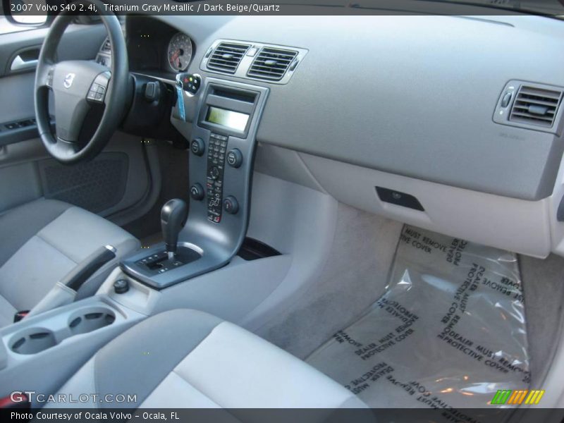 Titanium Gray Metallic / Dark Beige/Quartz 2007 Volvo S40 2.4i