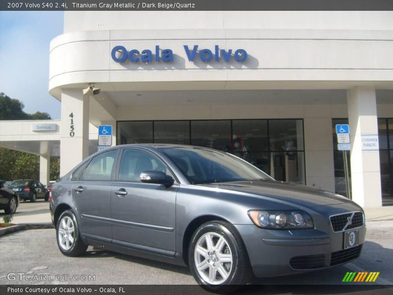 Titanium Gray Metallic / Dark Beige/Quartz 2007 Volvo S40 2.4i