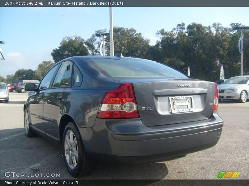 Titanium Gray Metallic / Dark Beige/Quartz 2007 Volvo S40 2.4i