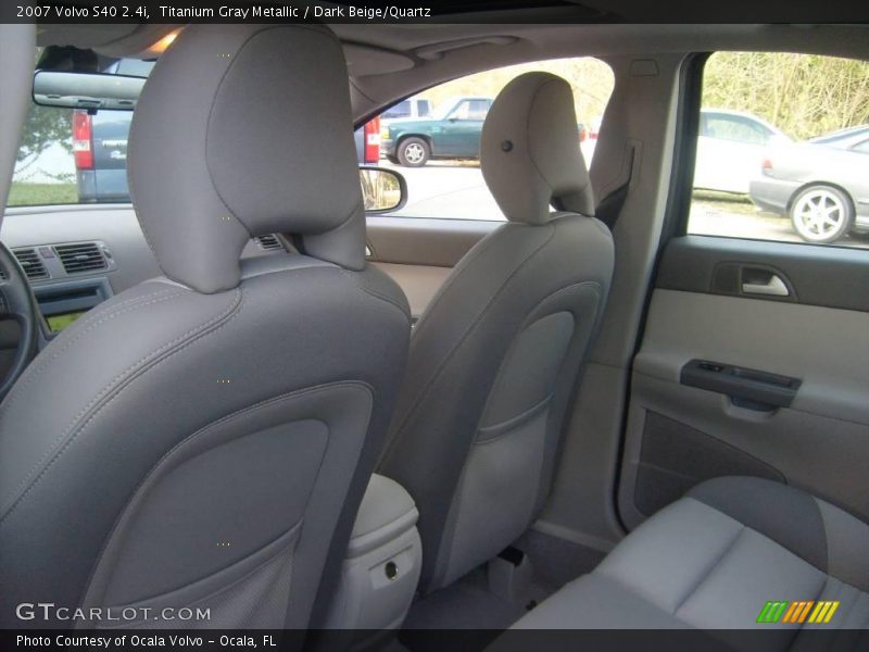 Titanium Gray Metallic / Dark Beige/Quartz 2007 Volvo S40 2.4i