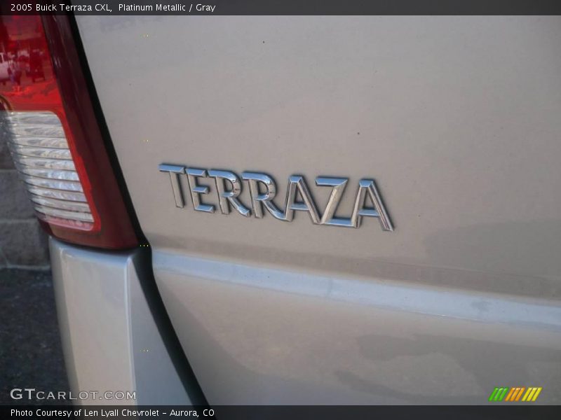 Platinum Metallic / Gray 2005 Buick Terraza CXL