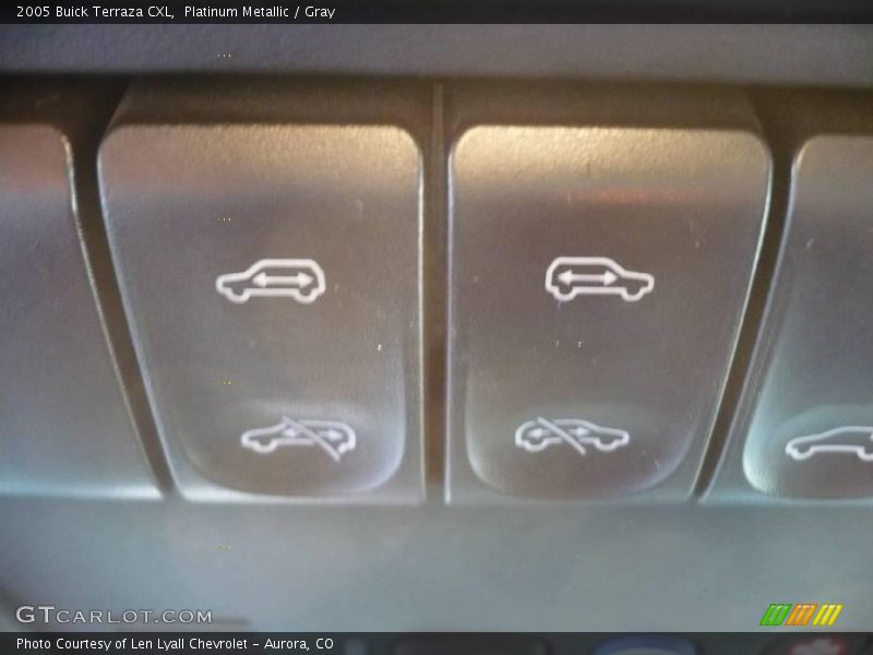 Platinum Metallic / Gray 2005 Buick Terraza CXL