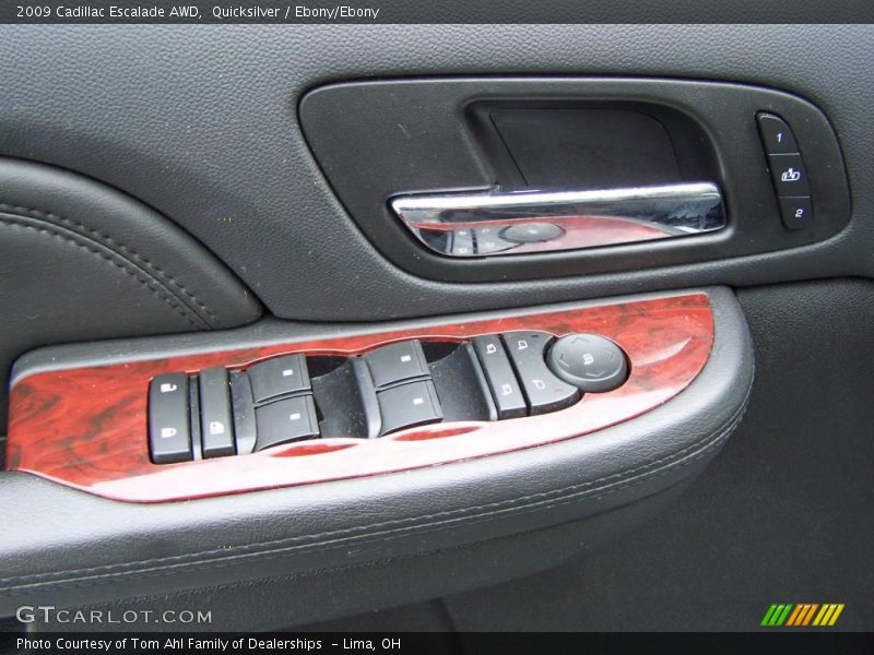 Quicksilver / Ebony/Ebony 2009 Cadillac Escalade AWD