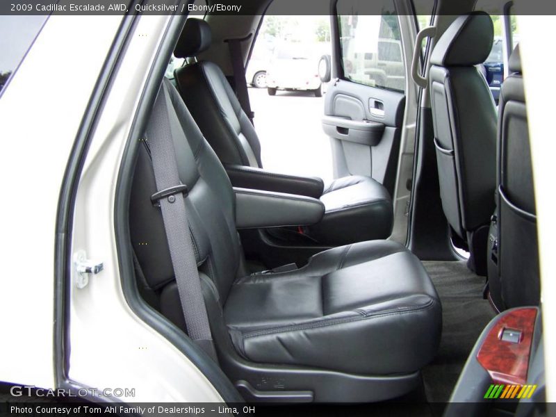 Quicksilver / Ebony/Ebony 2009 Cadillac Escalade AWD