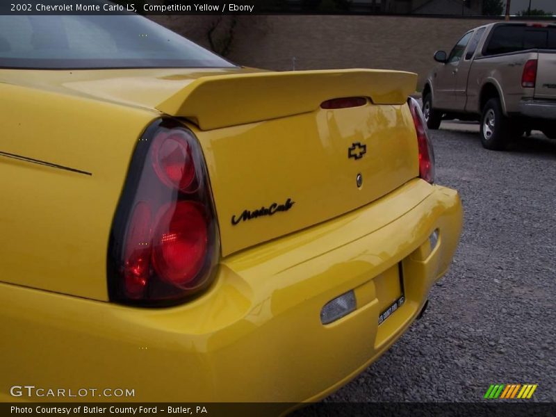 Competition Yellow / Ebony 2002 Chevrolet Monte Carlo LS