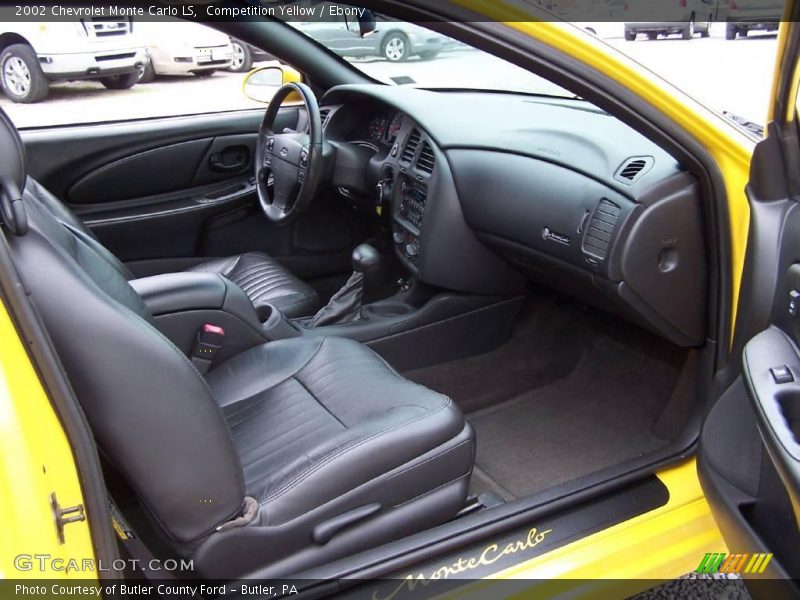 Competition Yellow / Ebony 2002 Chevrolet Monte Carlo LS