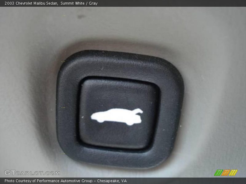 Summit White / Gray 2003 Chevrolet Malibu Sedan