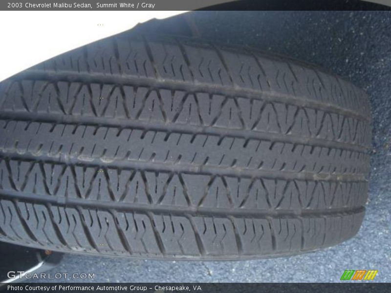 Summit White / Gray 2003 Chevrolet Malibu Sedan