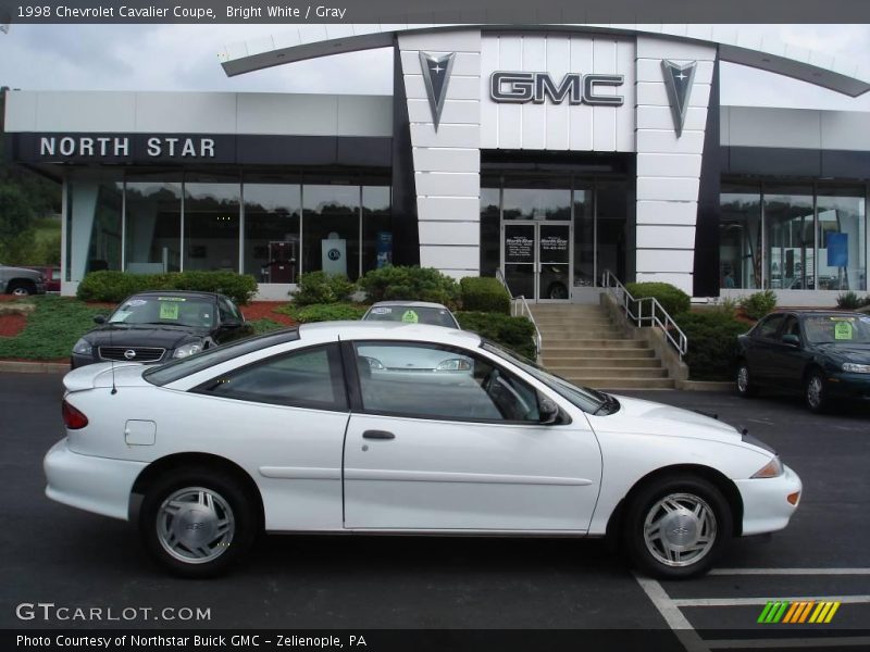 Bright White / Gray 1998 Chevrolet Cavalier Coupe