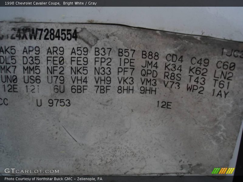 Bright White / Gray 1998 Chevrolet Cavalier Coupe