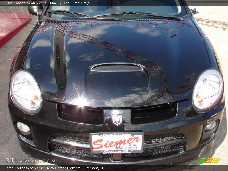 Black / Dark Slate Gray 2005 Dodge Neon SRT-4