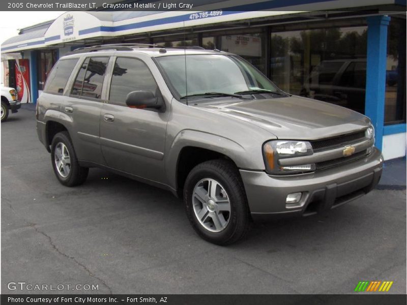 Graystone Metallic / Light Gray 2005 Chevrolet TrailBlazer LT