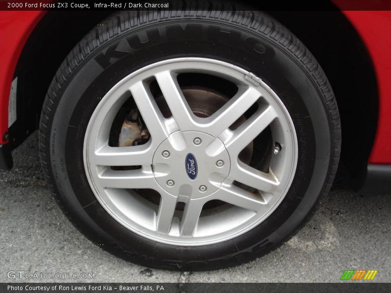 Infra-Red / Dark Charcoal 2000 Ford Focus ZX3 Coupe