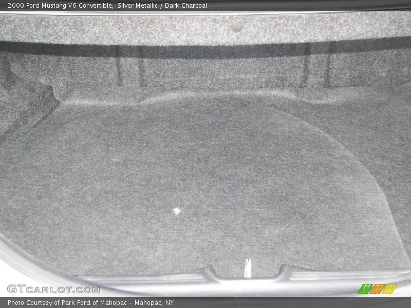 Silver Metallic / Dark Charcoal 2000 Ford Mustang V6 Convertible
