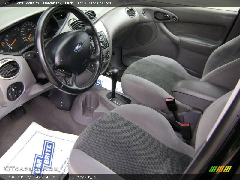 Pitch Black / Dark Charcoal 2002 Ford Focus ZX5 Hatchback