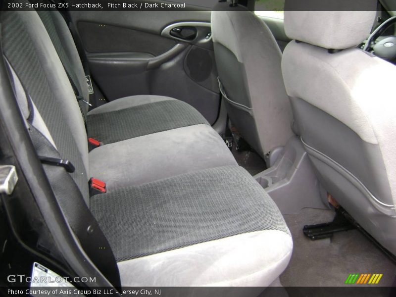 Pitch Black / Dark Charcoal 2002 Ford Focus ZX5 Hatchback