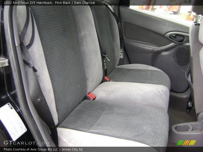 Pitch Black / Dark Charcoal 2002 Ford Focus ZX5 Hatchback