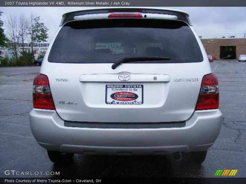Millenium Silver Metallic / Ash Gray 2007 Toyota Highlander V6 4WD