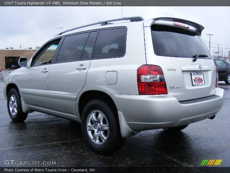 Millenium Silver Metallic / Ash Gray 2007 Toyota Highlander V6 4WD