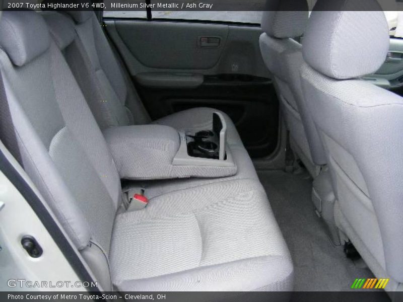 Millenium Silver Metallic / Ash Gray 2007 Toyota Highlander V6 4WD