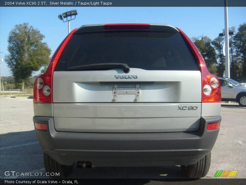 Silver Metallic / Taupe/Light Taupe 2004 Volvo XC90 2.5T