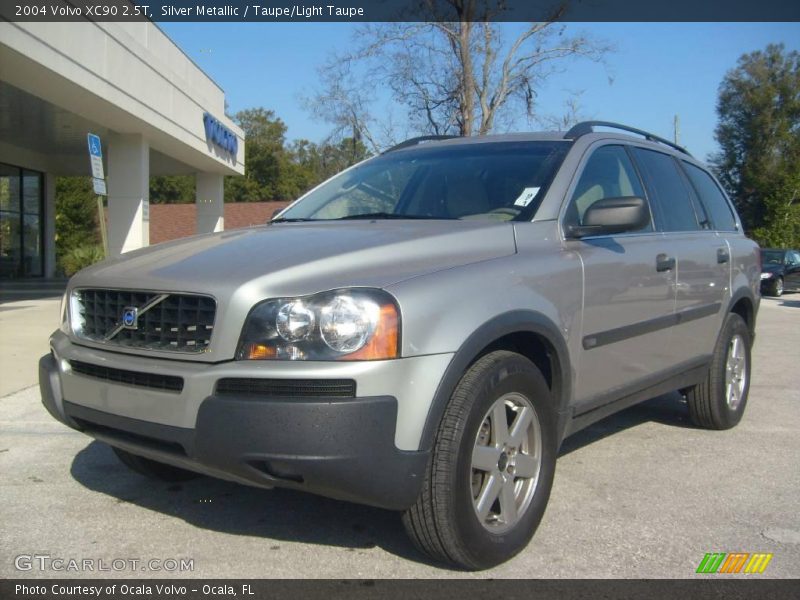 Silver Metallic / Taupe/Light Taupe 2004 Volvo XC90 2.5T