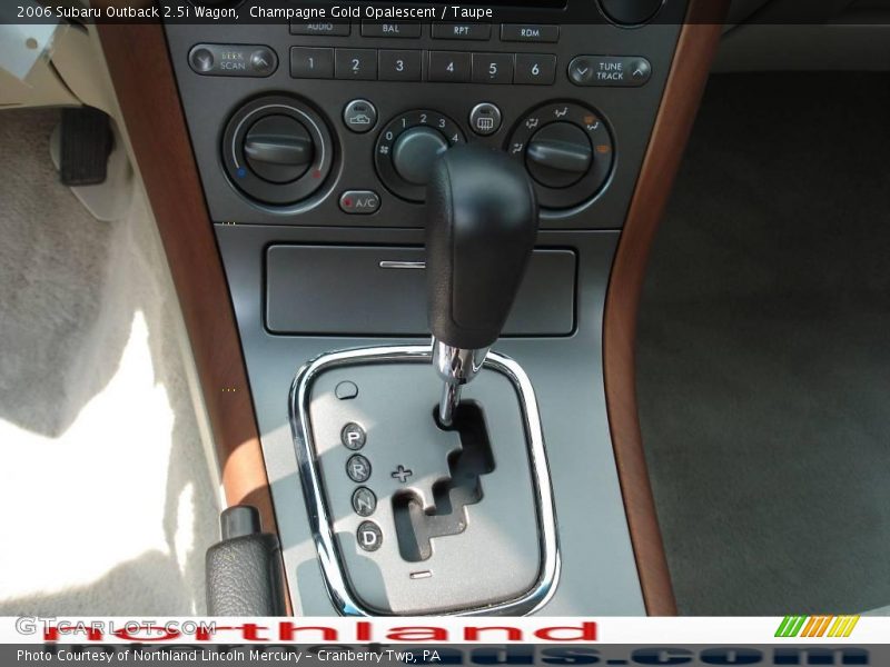 Champagne Gold Opalescent / Taupe 2006 Subaru Outback 2.5i Wagon