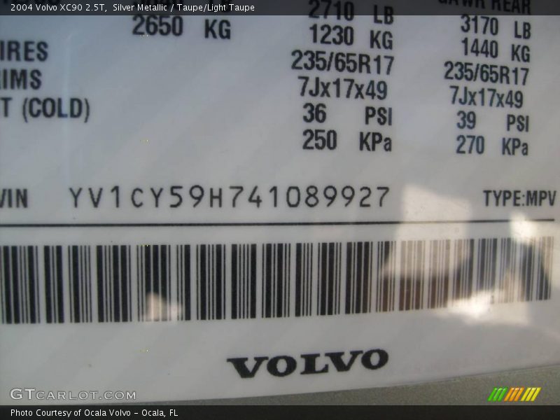 Silver Metallic / Taupe/Light Taupe 2004 Volvo XC90 2.5T