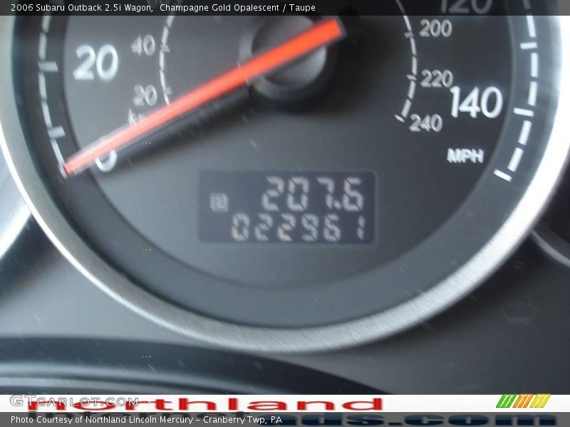 Champagne Gold Opalescent / Taupe 2006 Subaru Outback 2.5i Wagon