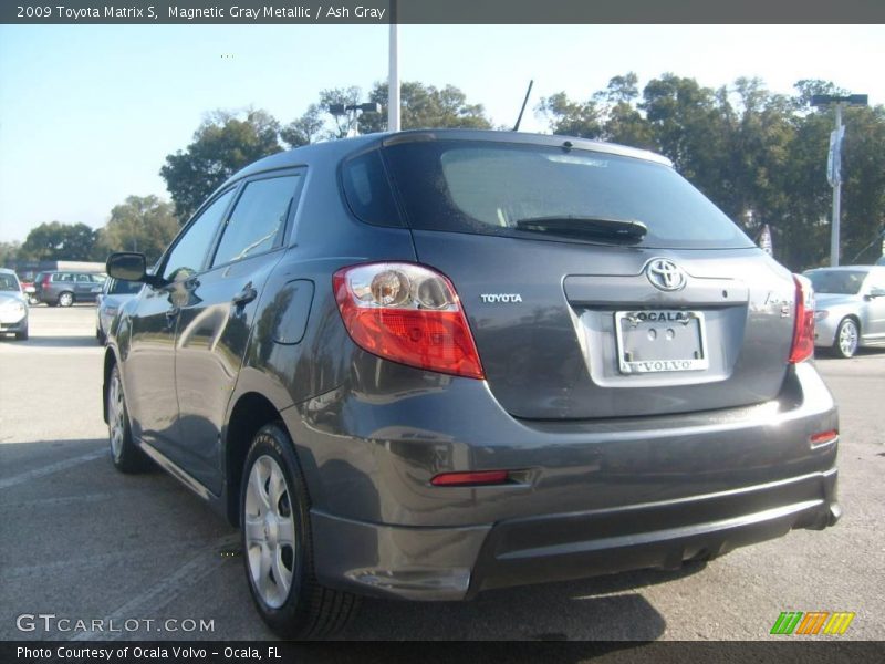 Magnetic Gray Metallic / Ash Gray 2009 Toyota Matrix S