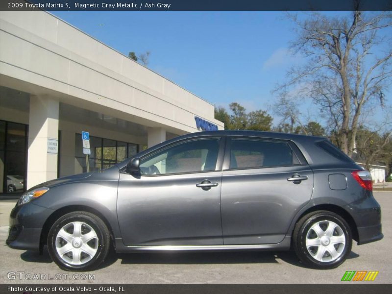 Magnetic Gray Metallic / Ash Gray 2009 Toyota Matrix S