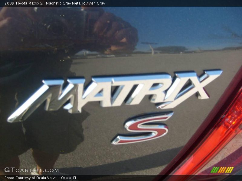 Magnetic Gray Metallic / Ash Gray 2009 Toyota Matrix S