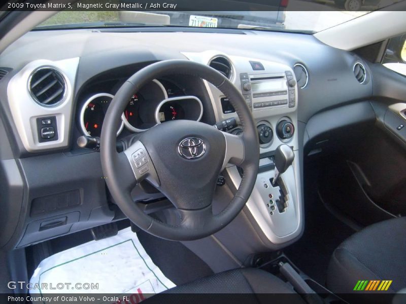 Magnetic Gray Metallic / Ash Gray 2009 Toyota Matrix S