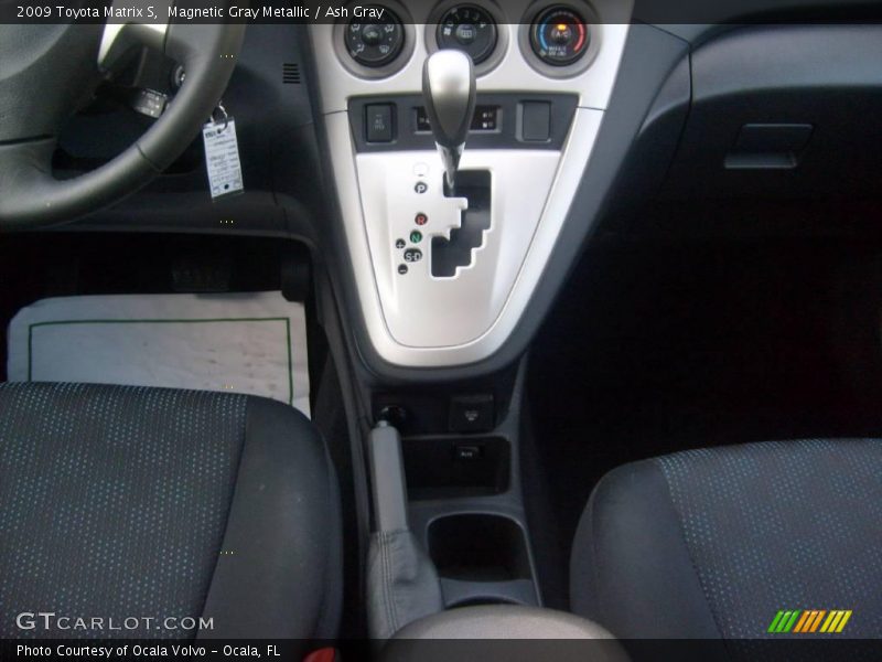 Magnetic Gray Metallic / Ash Gray 2009 Toyota Matrix S